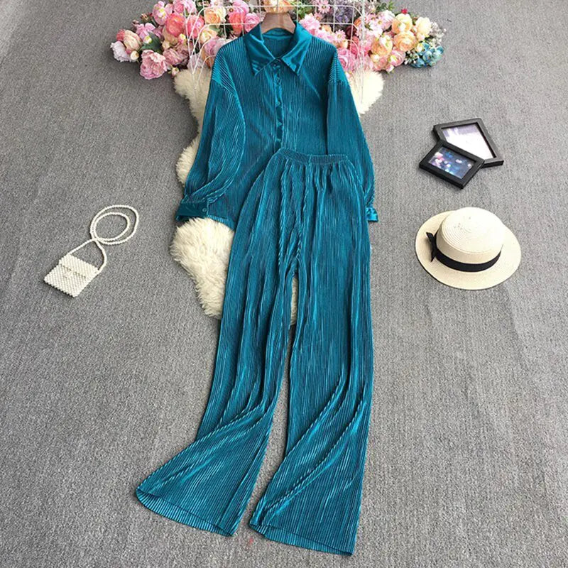 Versatile Pleated Set