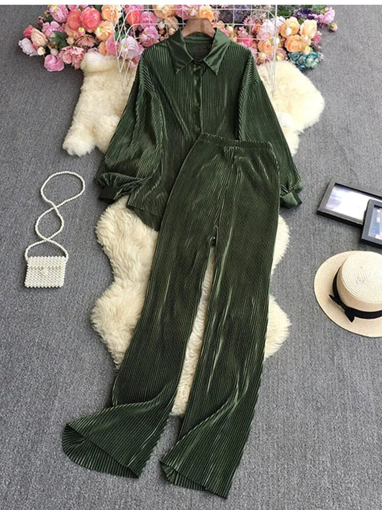 Versatile Pleated Set