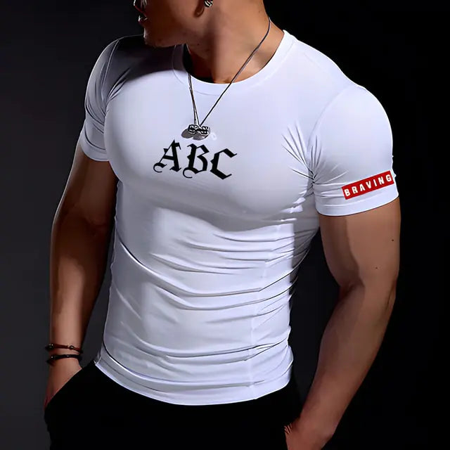 Tight-Fitting T-Shirt
