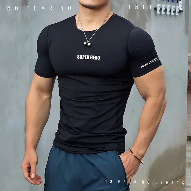 Tight-Fitting T-Shirt