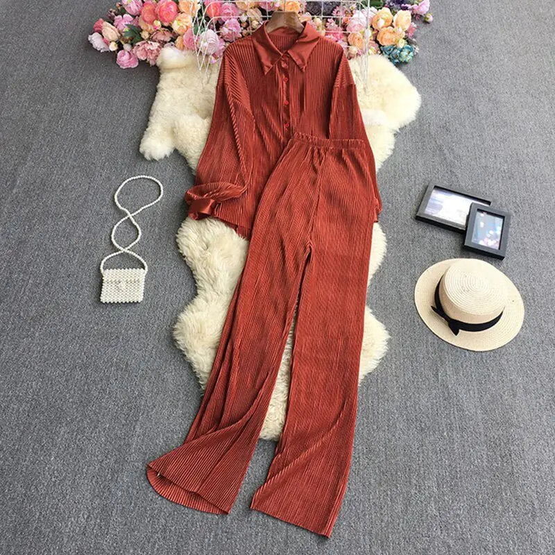 Versatile Pleated Set