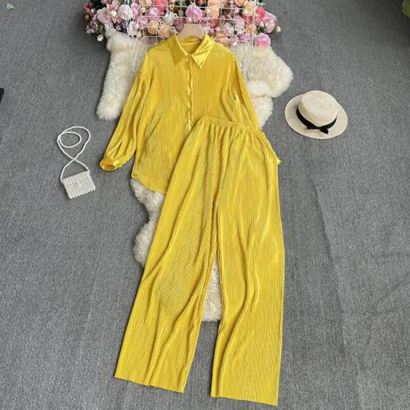 Versatile Pleated Set