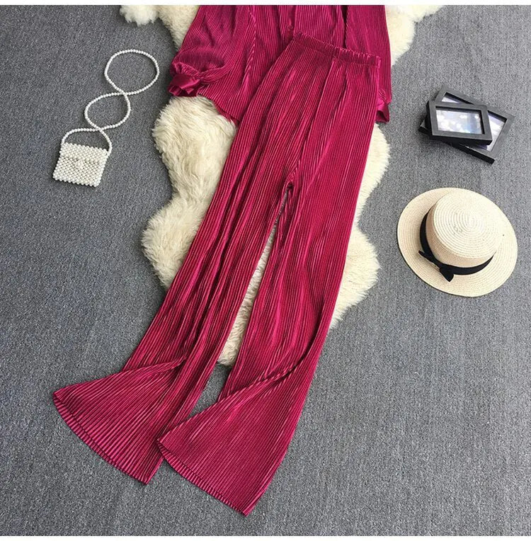 Versatile Pleated Set